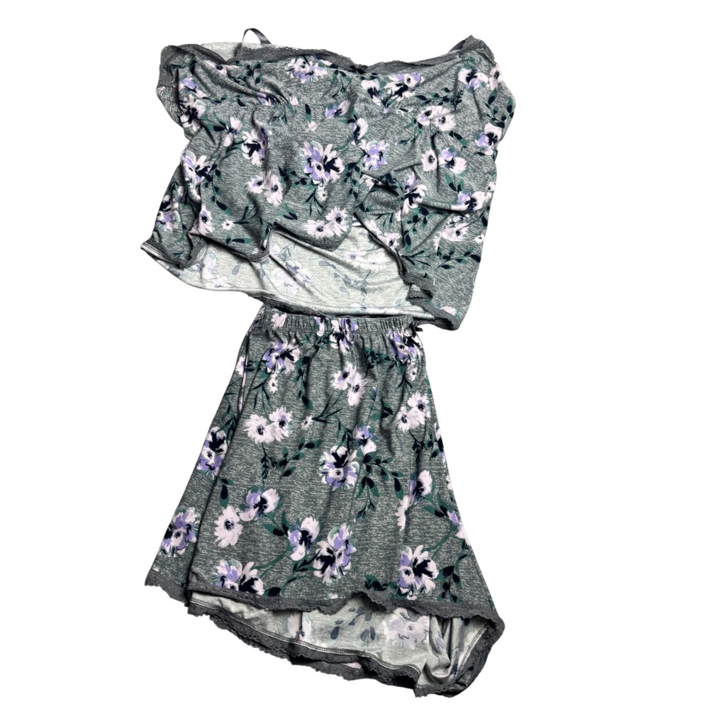 Maurices Womens Plus Size 3 Gray Floral Pajama Set Lace Trim Cami and Shorts